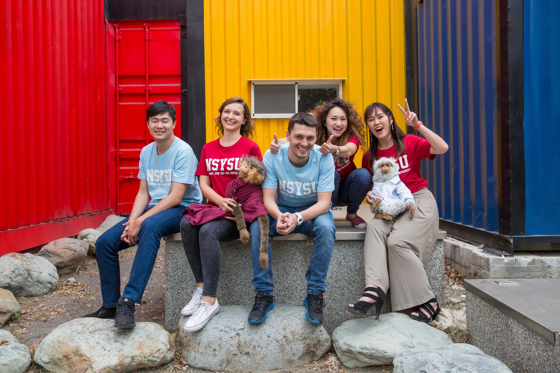 The College of Management has an abundant and diverse international student body, with positive class interactions and stable enrollment from year to year.Image