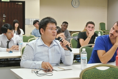 ACT學程企業參訪,蔡昀原積極提問交流