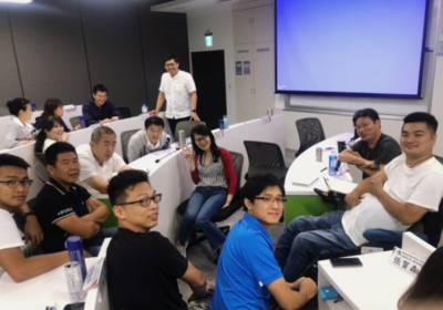 加入中山大學 EMBA 大家庭，學習更多管理精髓和建立業界默契（圖片來源：張賀森）圖片