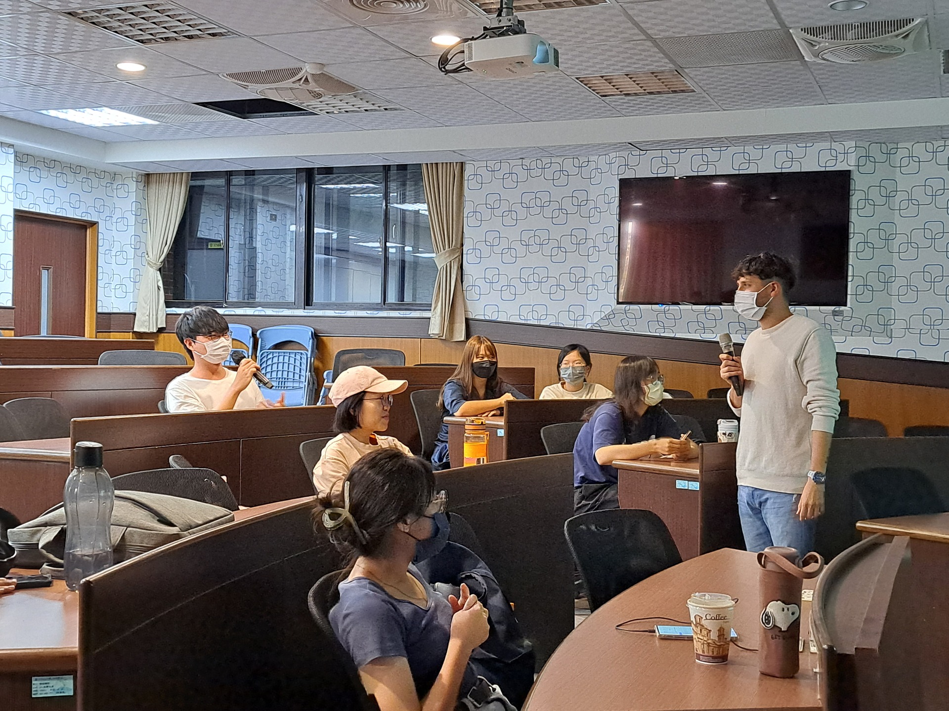 同學表示相信生命中不同階段有不同朋友圖片