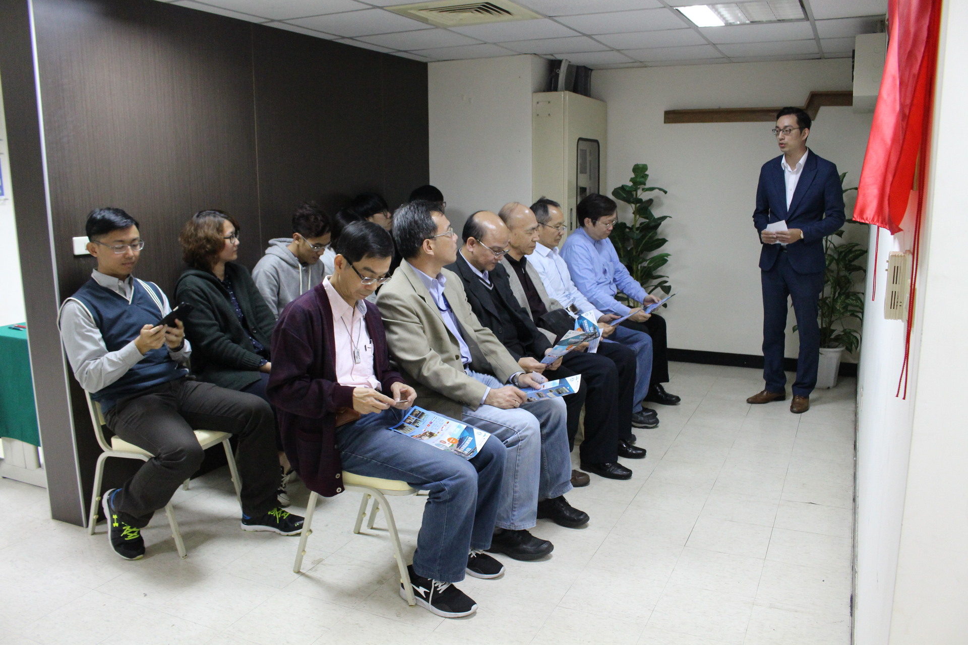中山管院攜手金屬中心成立「國際青年諮詢專案與企業實習研究中心」圖片