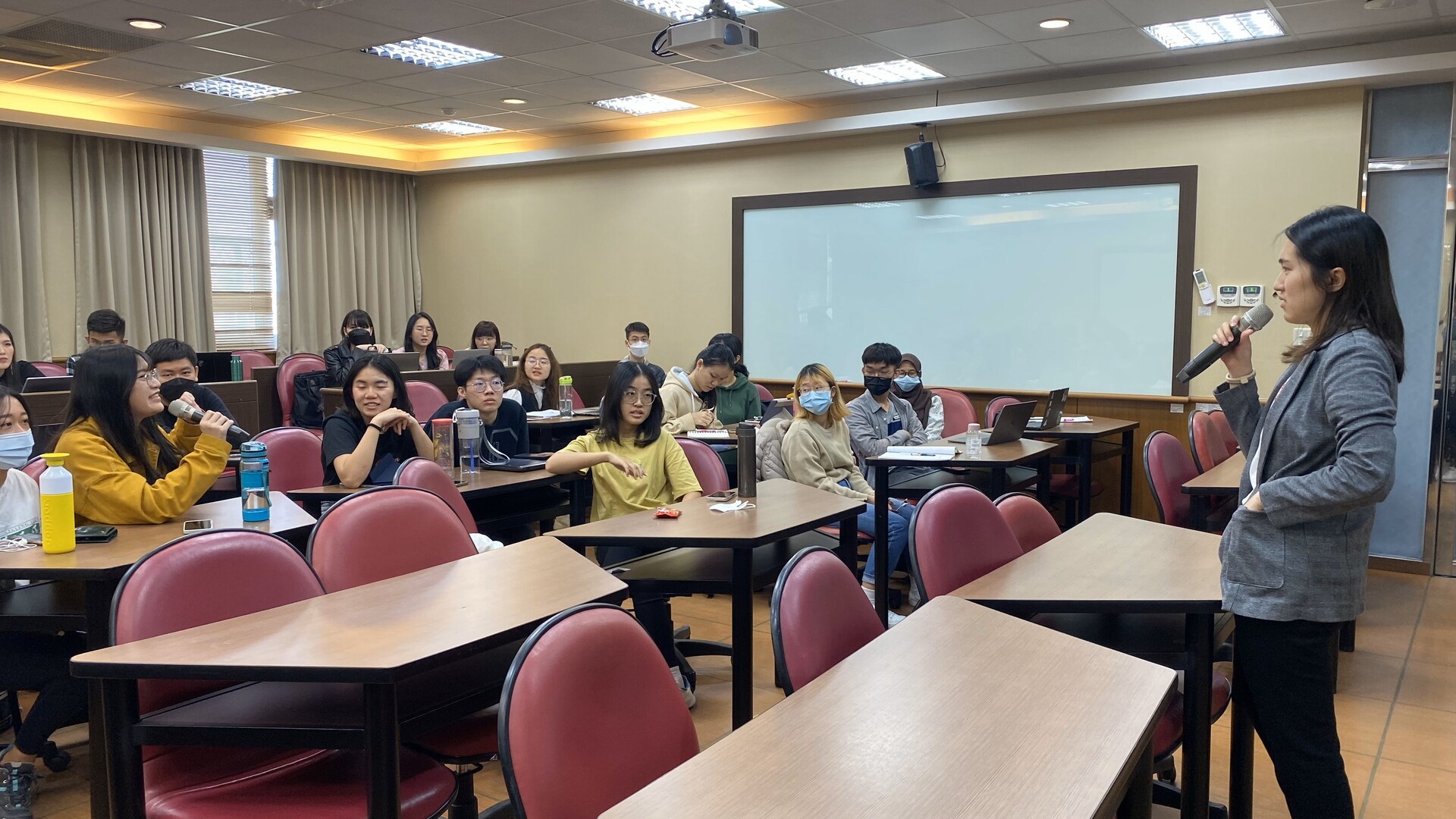 《111-2 GHRM608》What is Human Resource Operation? How do you as an employee get evaluated? The performance appraisals introduction (2023)Image