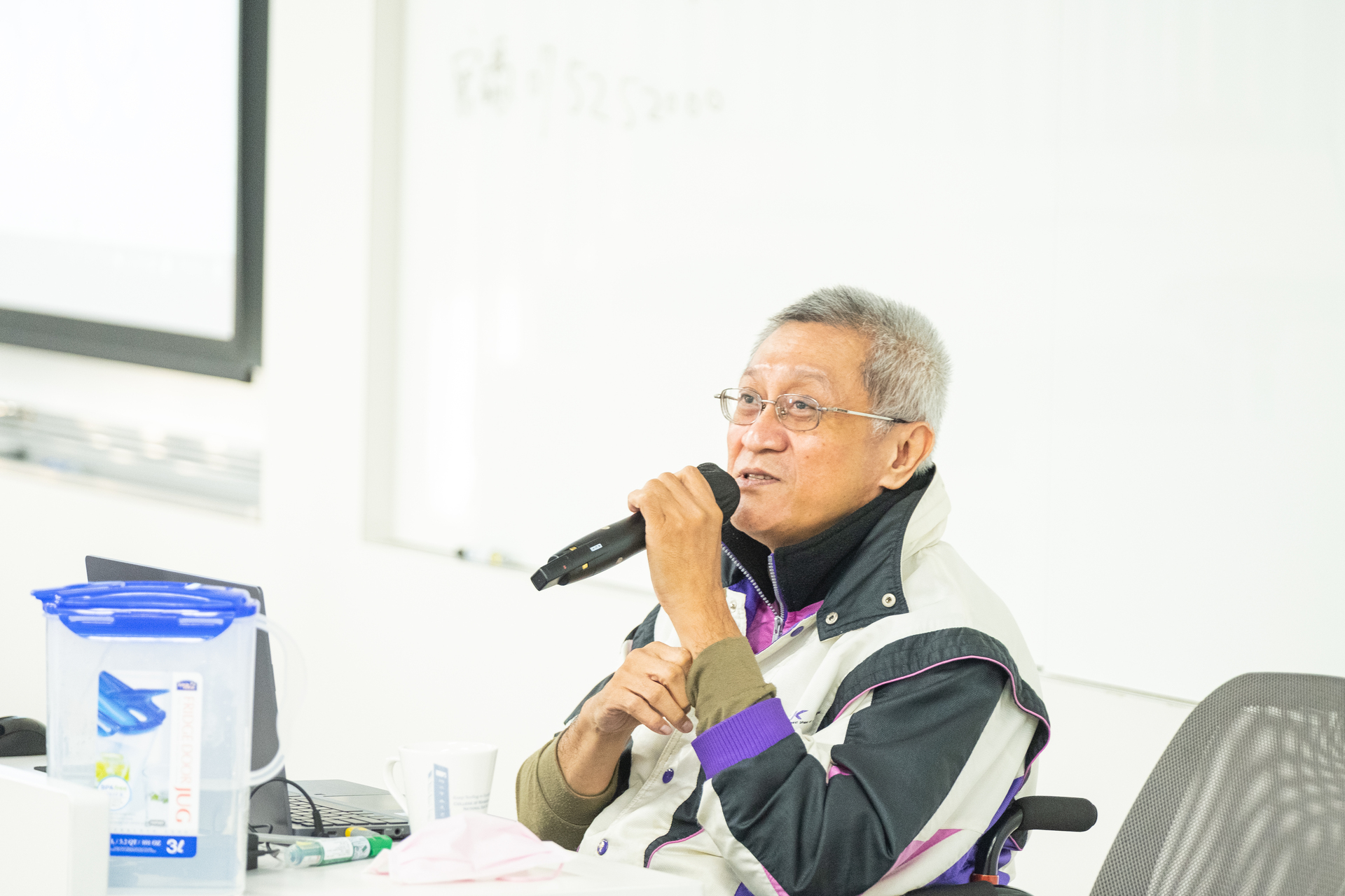 卓雍然老師講解資料視覺化工具圖片