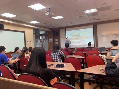 【Speech】The Future Changes by Professor Gideon GideonImage
