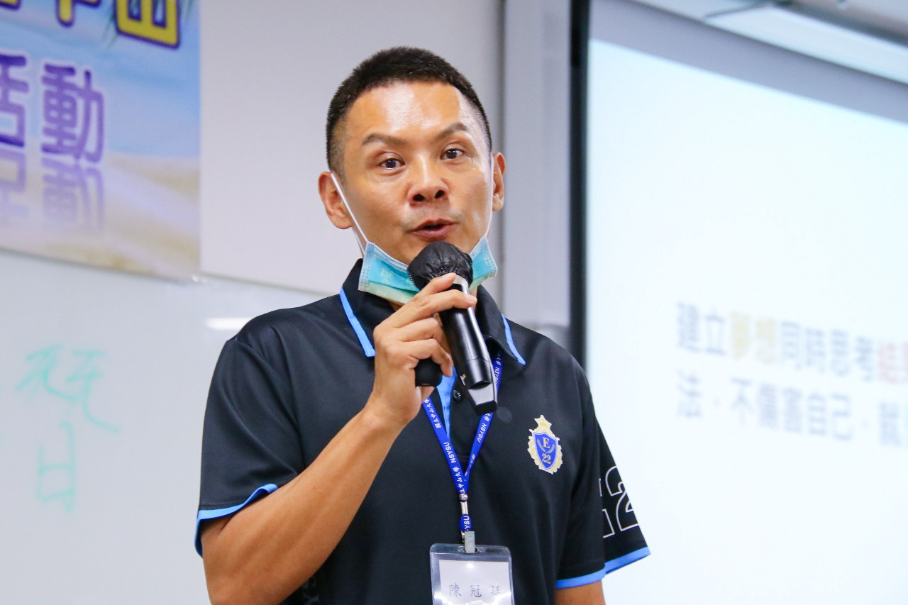 EMBA學長-瑞得林國際股份有限公司的陳冠廷董事長，分享靠著「堅持」，也能闖出自己的一片天。圖片