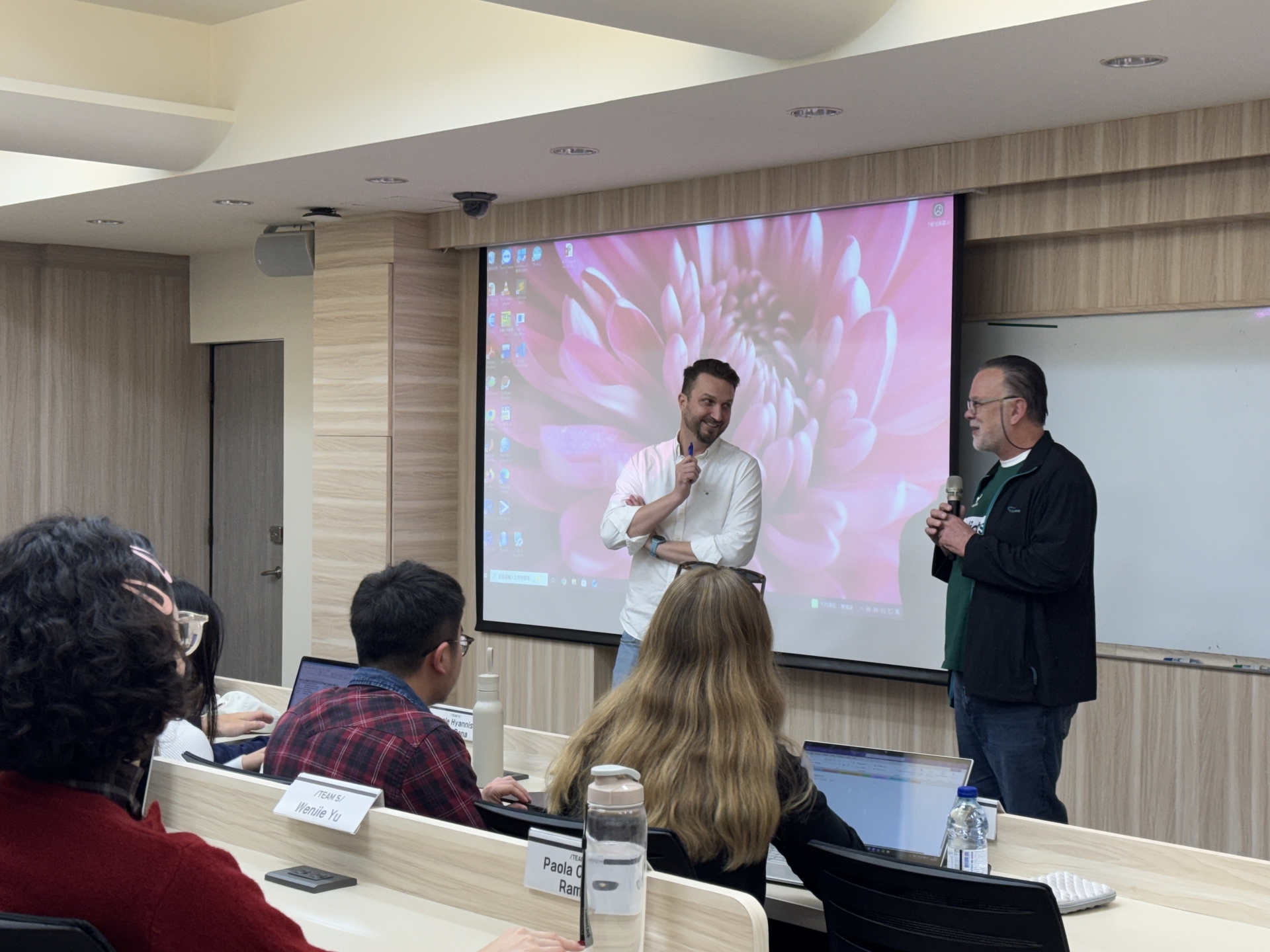 [ACT] From Business Planning to Pitching: Dr. Paul Čejka’s Guest Lectures in the ACT Global Program圖片