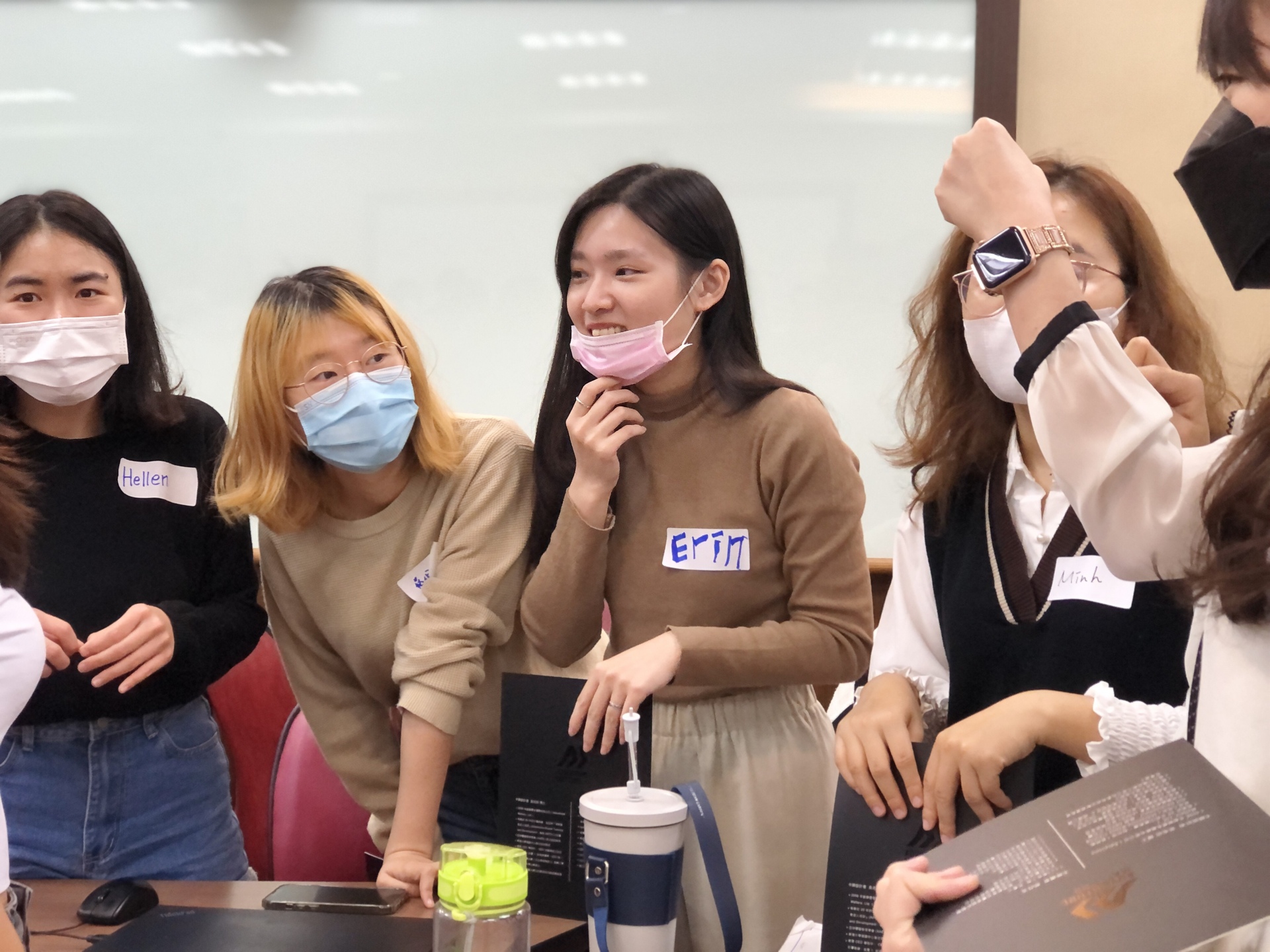 《111-2 GHRM608》What Kind of Employees You Are? Does only one personality trait lead to a successful career path? (2023)Image