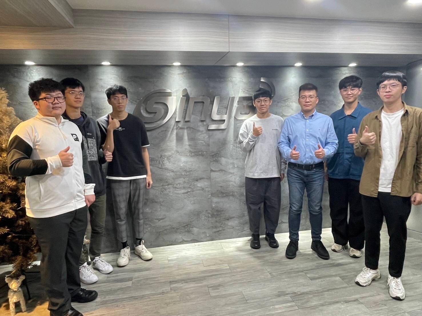 第一組-欣亞數位股份有限公司圖片