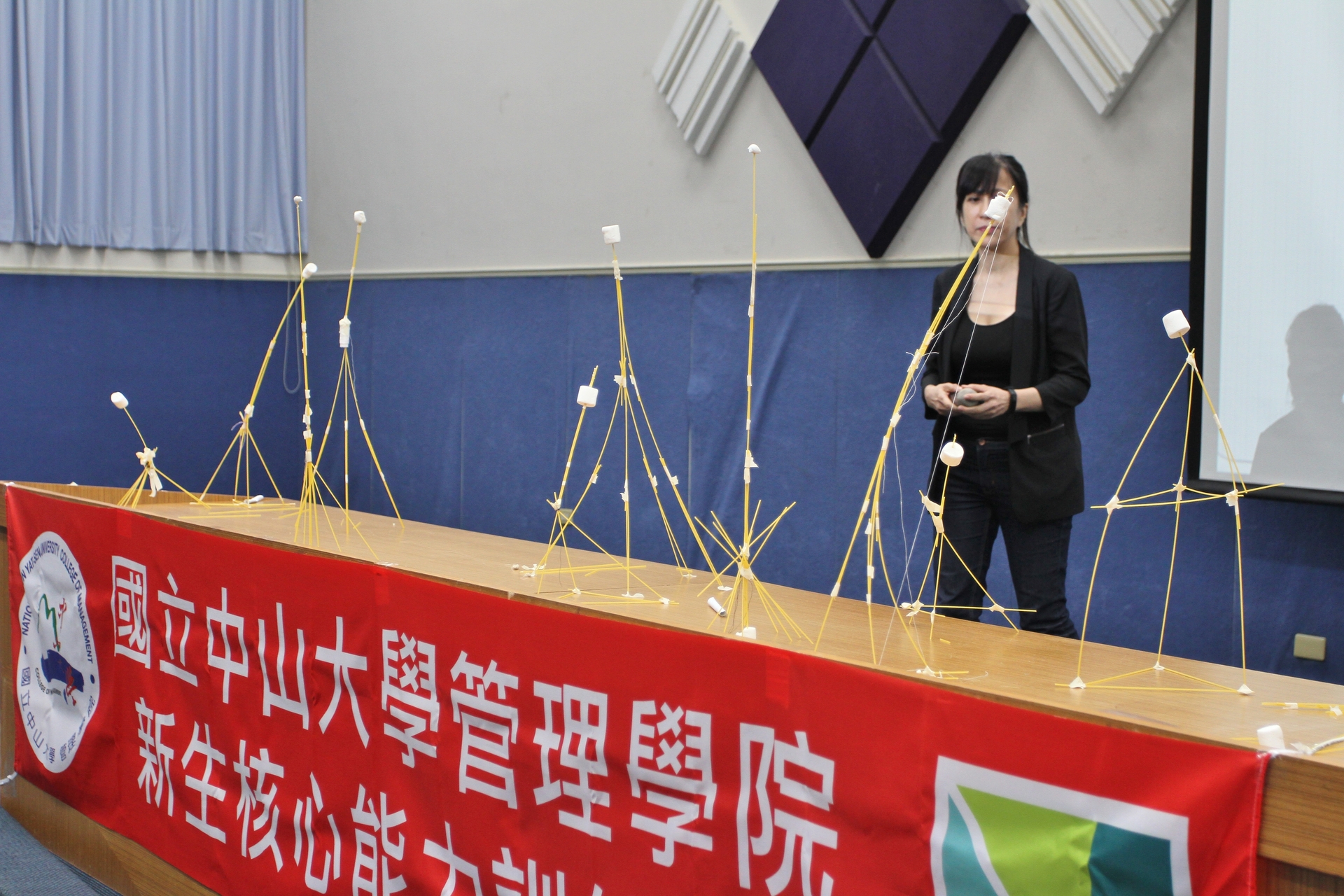 大學生來報到！ 管院核心訓練營儲備新生競爭力圖片