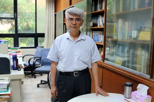 中山大學企管系教授林峰立。（中評社 高易伸攝）圖片