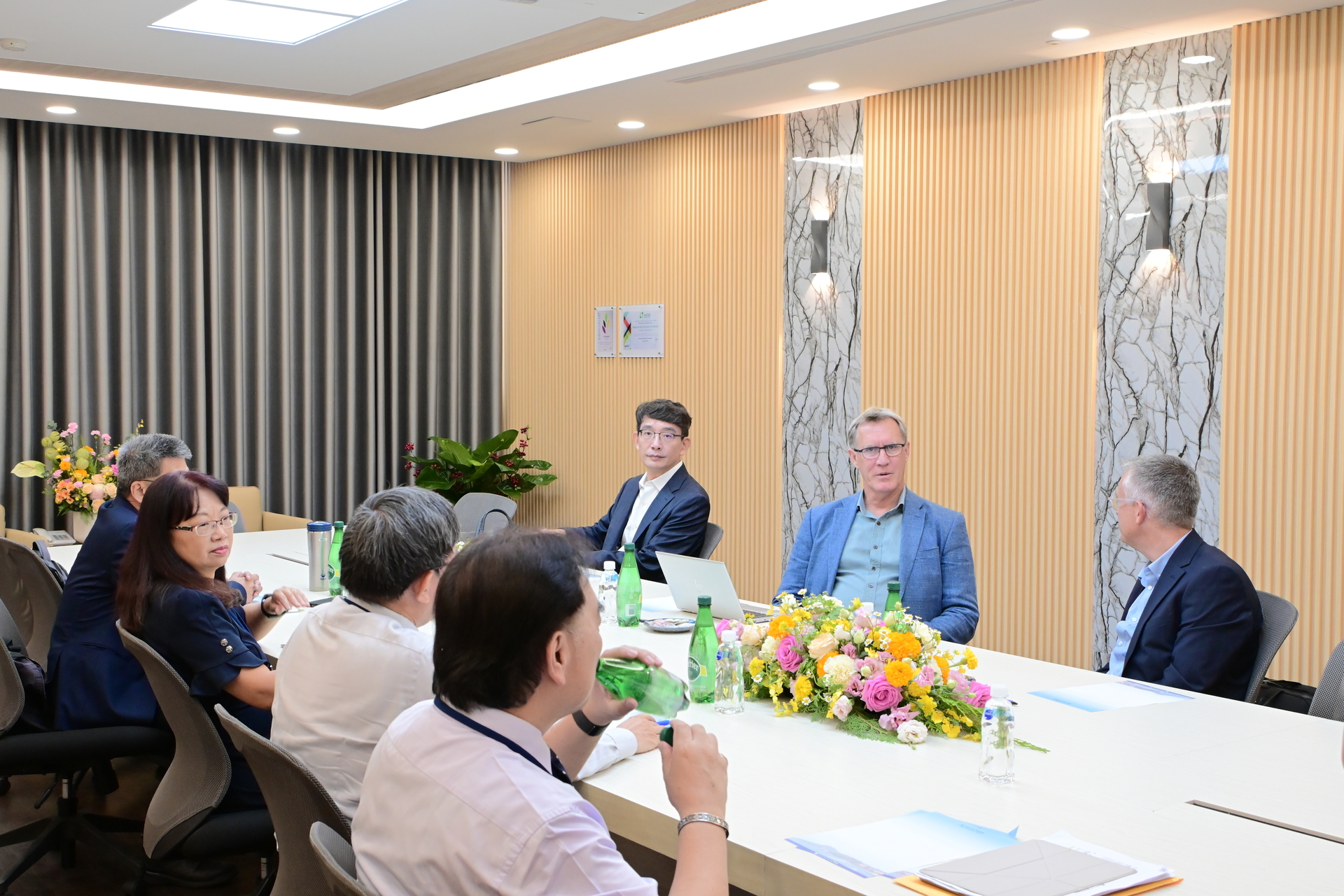 AACSB訪評委員們給予寶貴建議，助力中山管院持續精進。