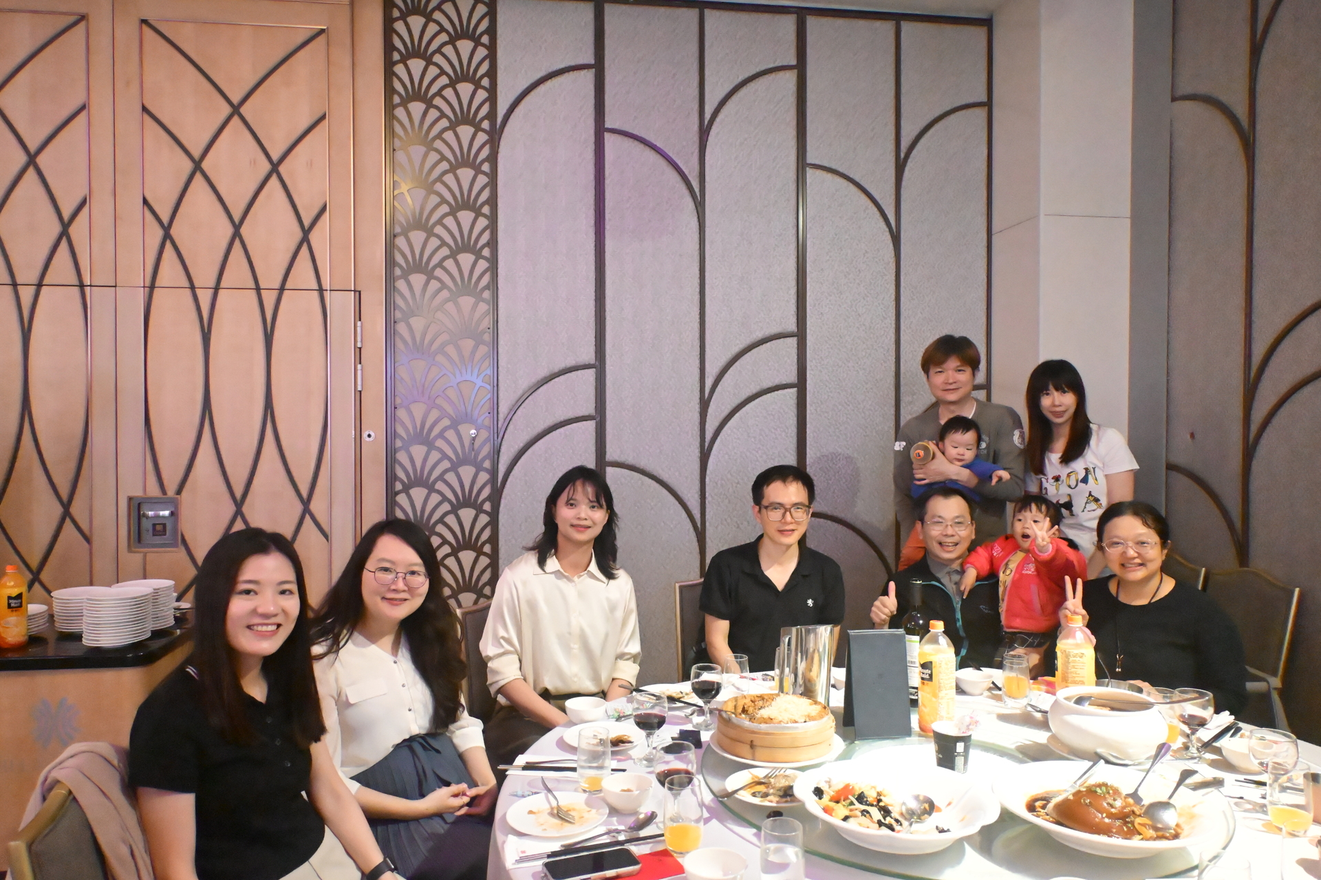 財管系師長踴躍共聚圖片