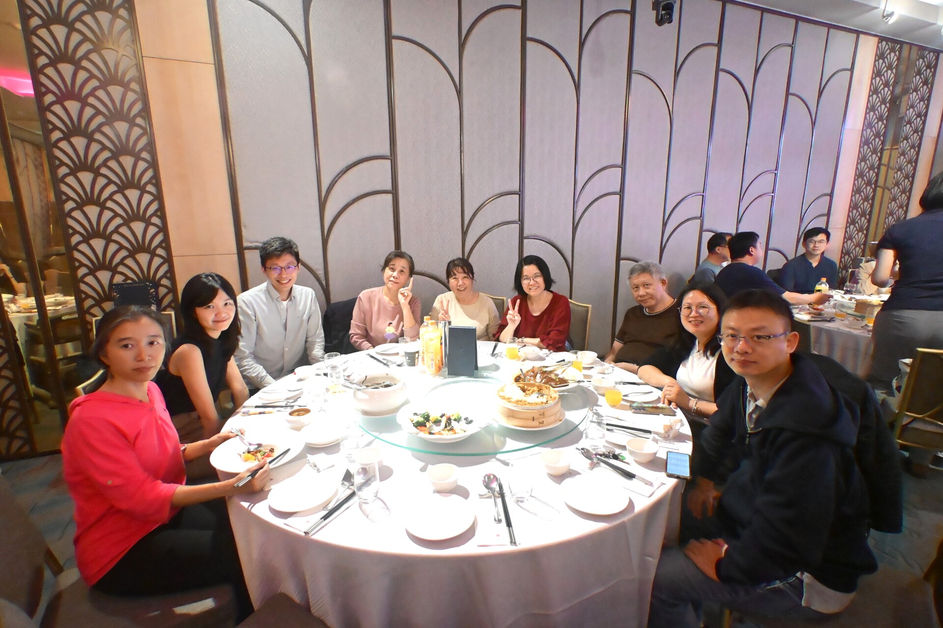 公事所師長與行政同仁共度盛會圖片