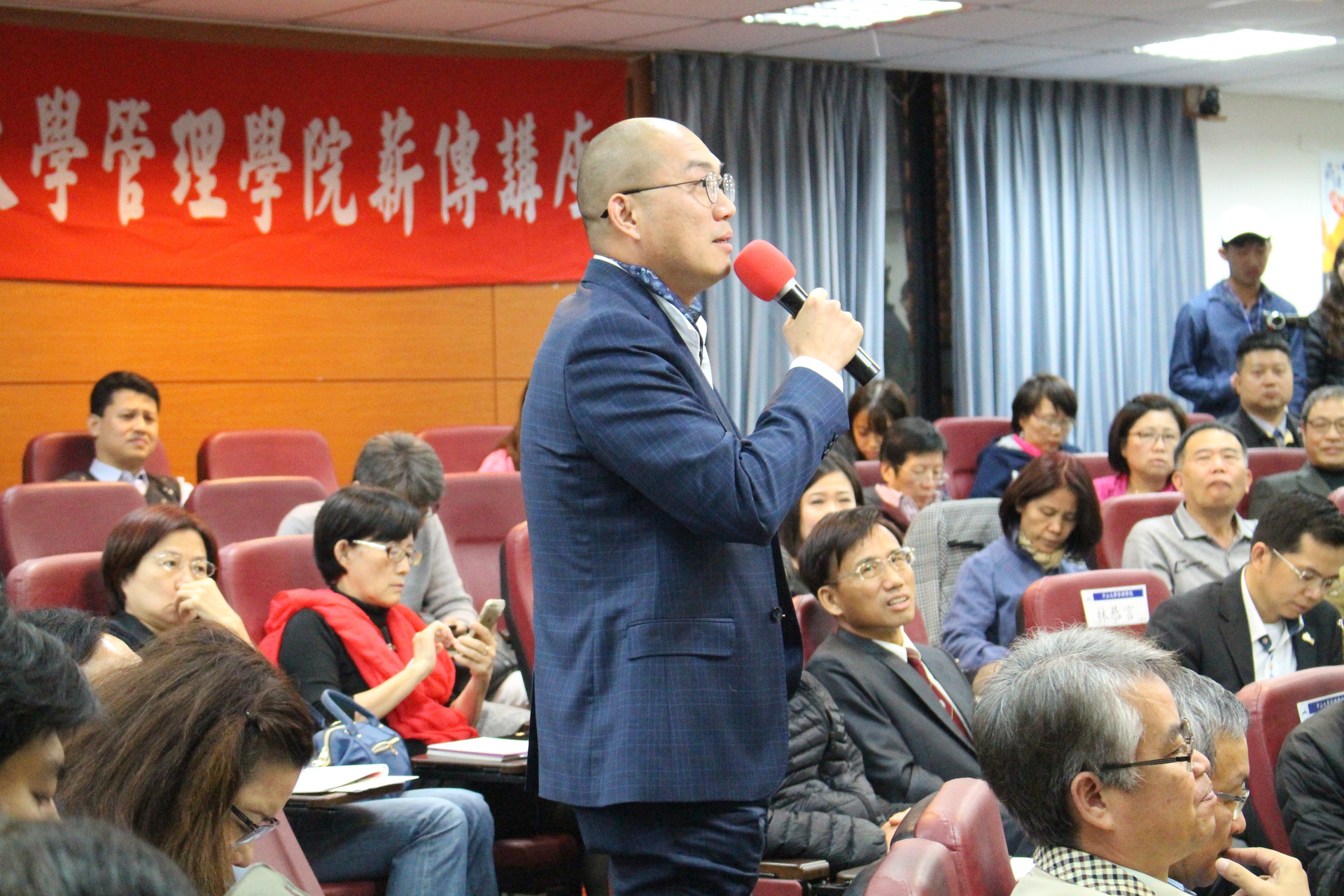 中山榮譽講座教授劉維琪  暢談「商業模式的再創新」圖片