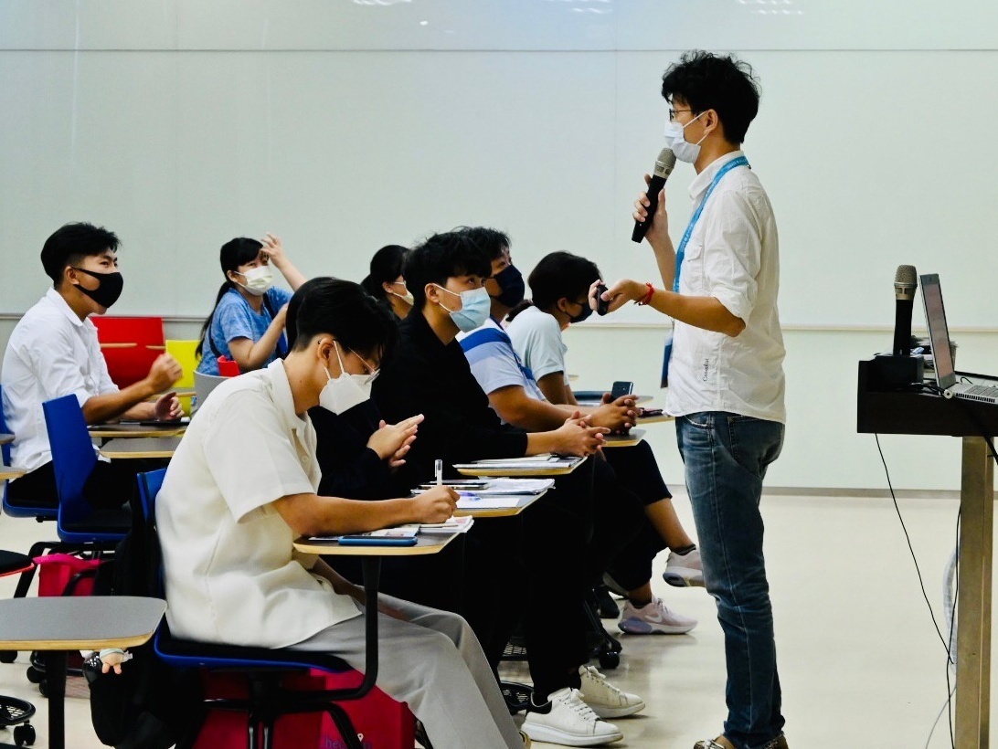 Professor Lo participates in Feng Chia University’s campus recruitment presentationImage