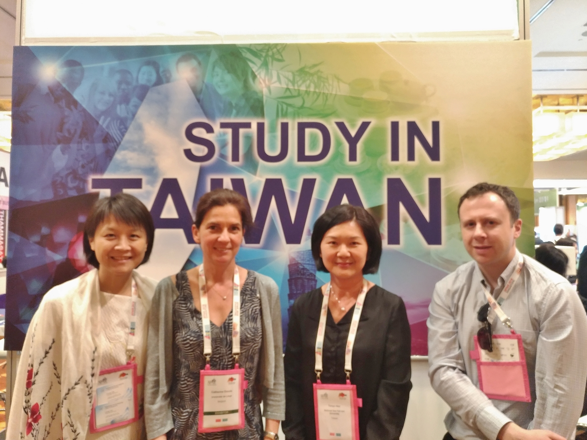 比利時列日大學代表(左二))The representative of University of Liège(the second from the left )Image