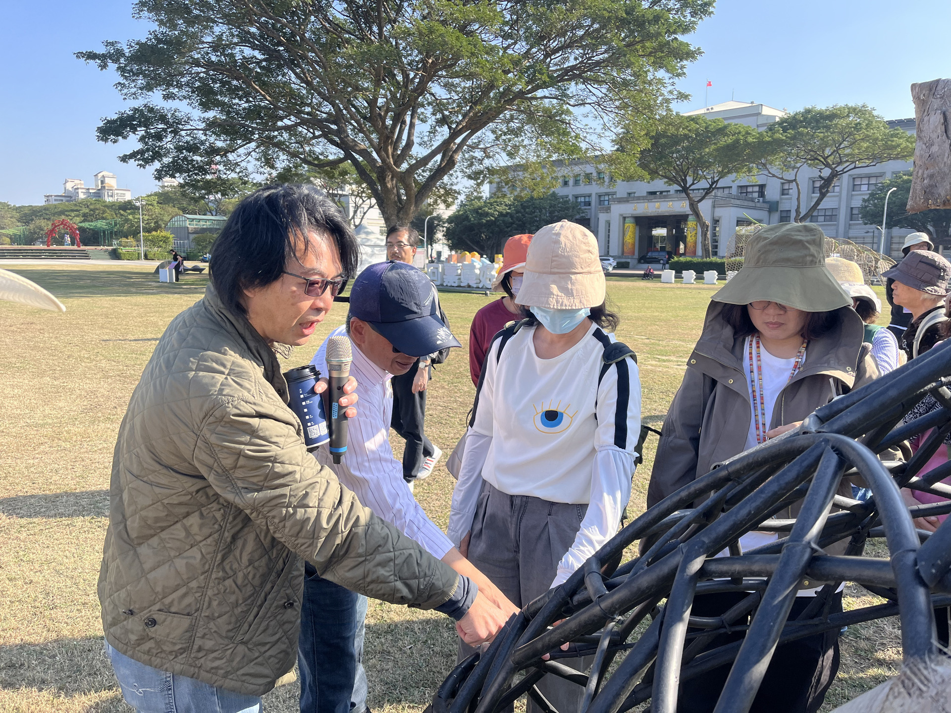 Executive Director Hsiang Chia-Hung of Spark Taiwan Studio leading a guided tour
