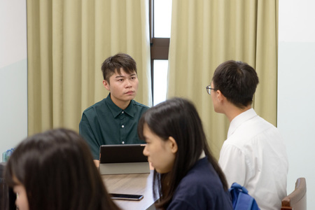 【新聞】外商面面觀(2)面試工作坊---新加坡知名電商資深人資專員賴正煌學長及康邁健康管理顧問(股)公司林珈年學姐分享圖片
