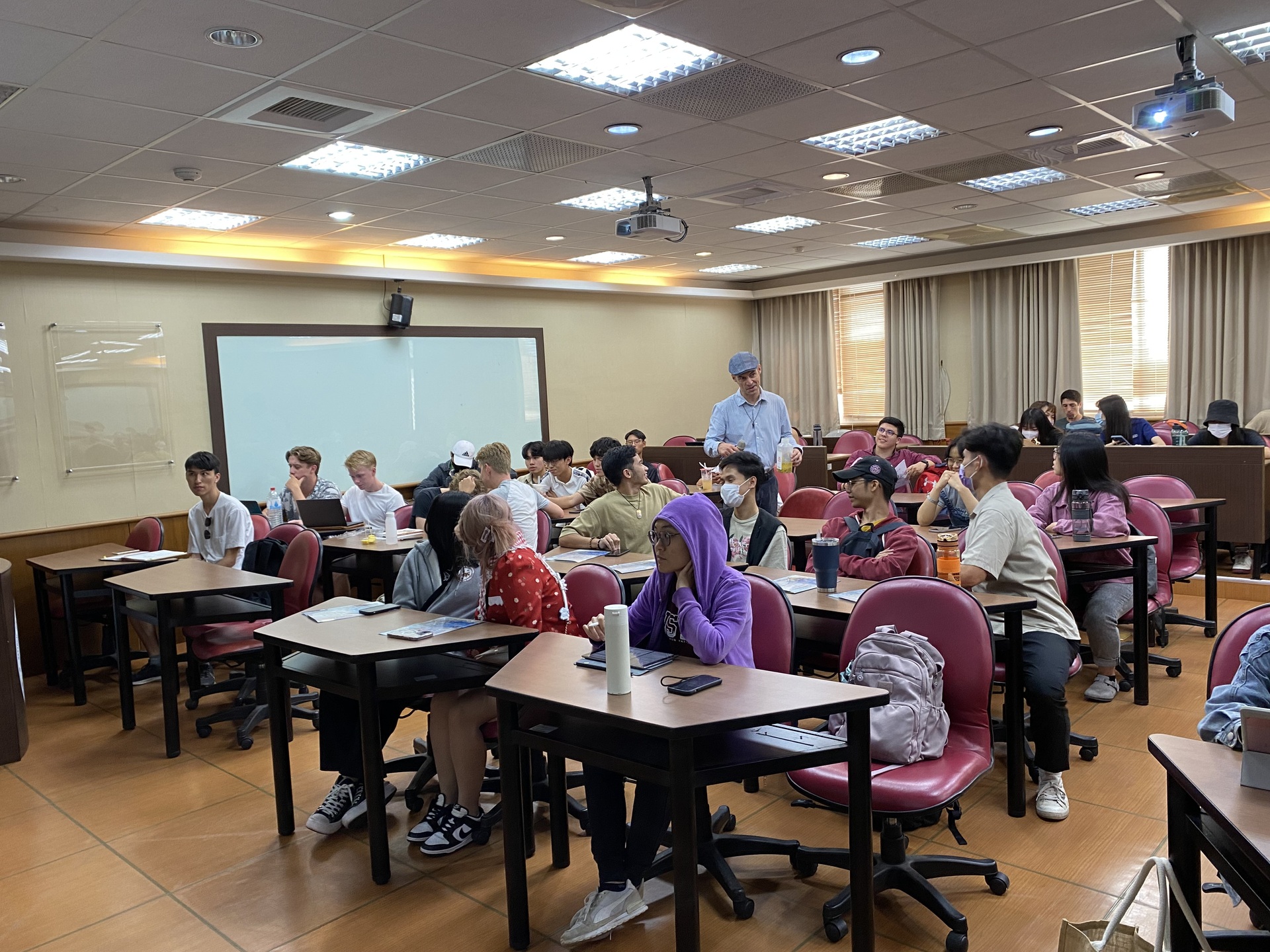 【IBBA】Campus Visit to NSYSU - Hua Hin School English Program, Thailand (March 30, 2023)Image