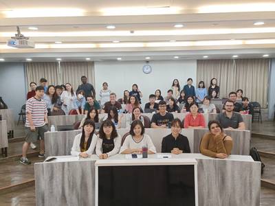 【IBMBA】微軟營運長何虹博士 談如何幫企業轉型圖片