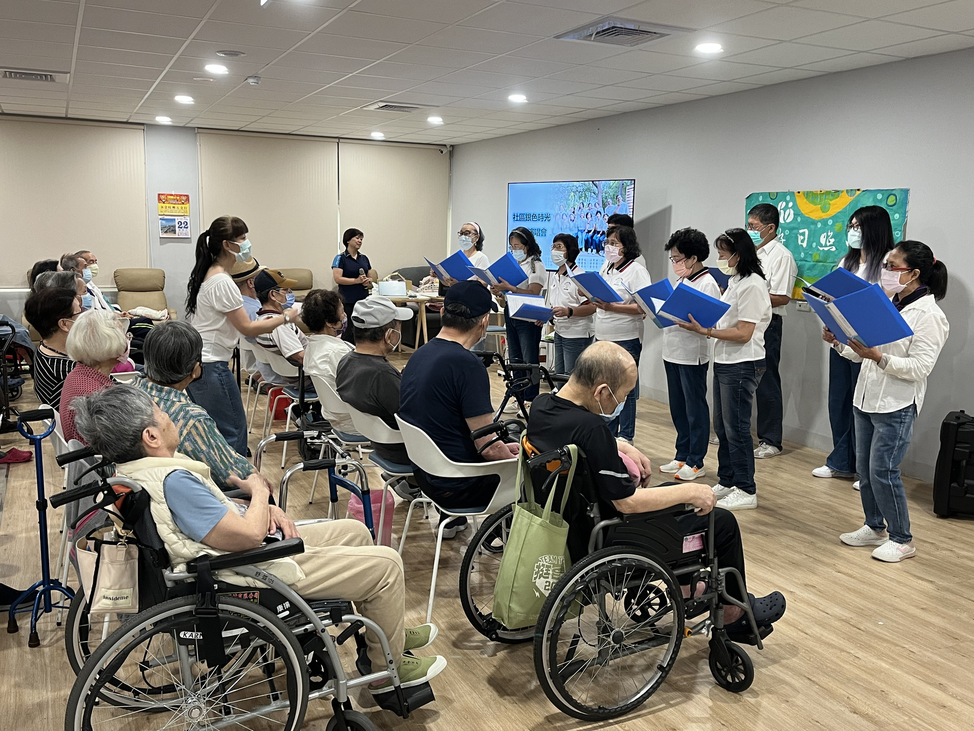 [The USR x CSR project] Silver Moments: A singing album as part of the Aging Dream Implementation Project.