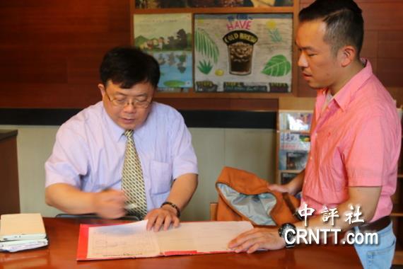 中山大學企管系教授李清潭的學術領域在於全球化研究，說話幽默風趣，也深受學生愛戴。（中評社 高易伸攝）圖片