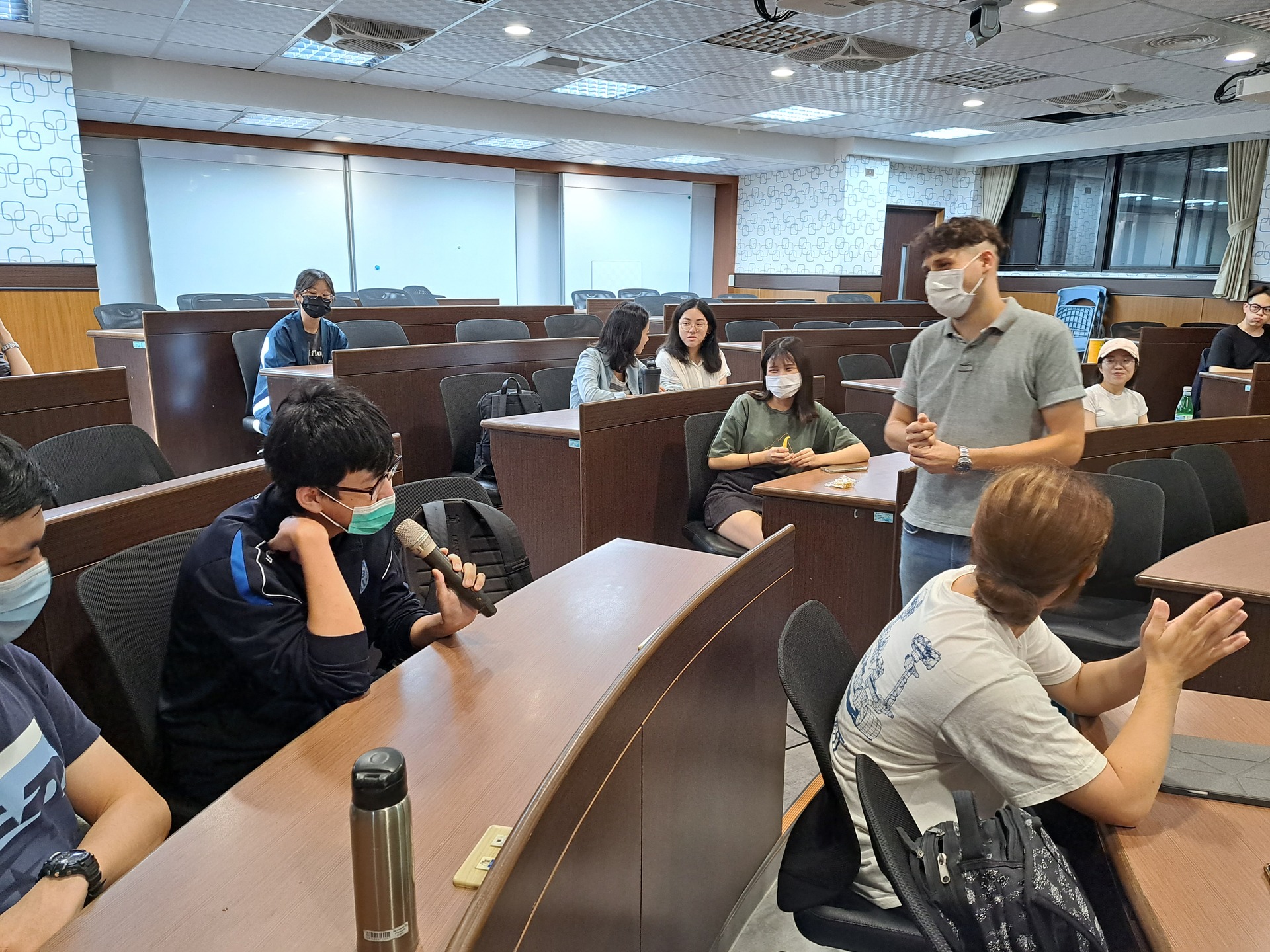 同學表示自己深受噪音污染影響圖片