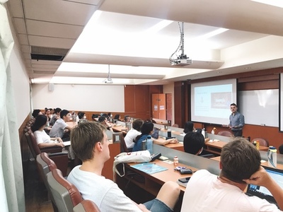 Guest Lecture by Marketing Specialist John Murn　Image