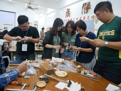 廢棄荔枝木變身文創商品　公事所推循環經濟促地方創生（中山新聞）圖片