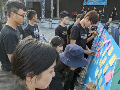 【資管系】耶誕節「毛孩等你給個家」　中山資管推領養流浪狗圖片