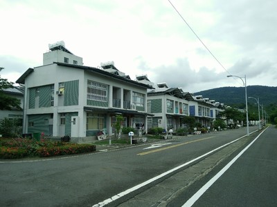 日光小林太陽能板屋頂圖片