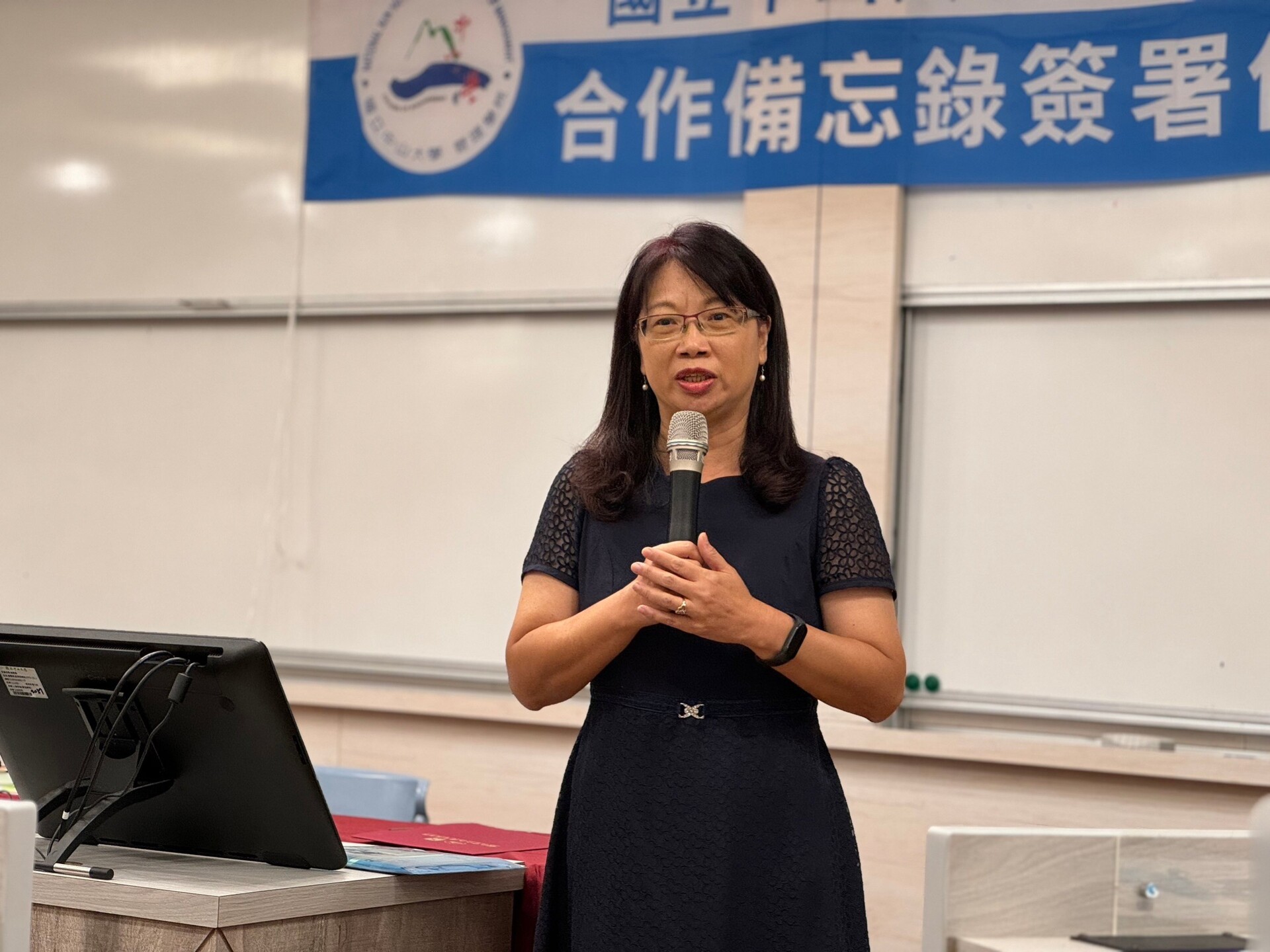 國立中山大學管理學院葉淑娟院長致詞，感謝資誠對管院大力支持圖片