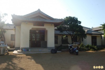 第一賓館由澎湖縣政府整理，成為中山大學澎湖研究所專班教室。（記者劉禹慶攝）圖片