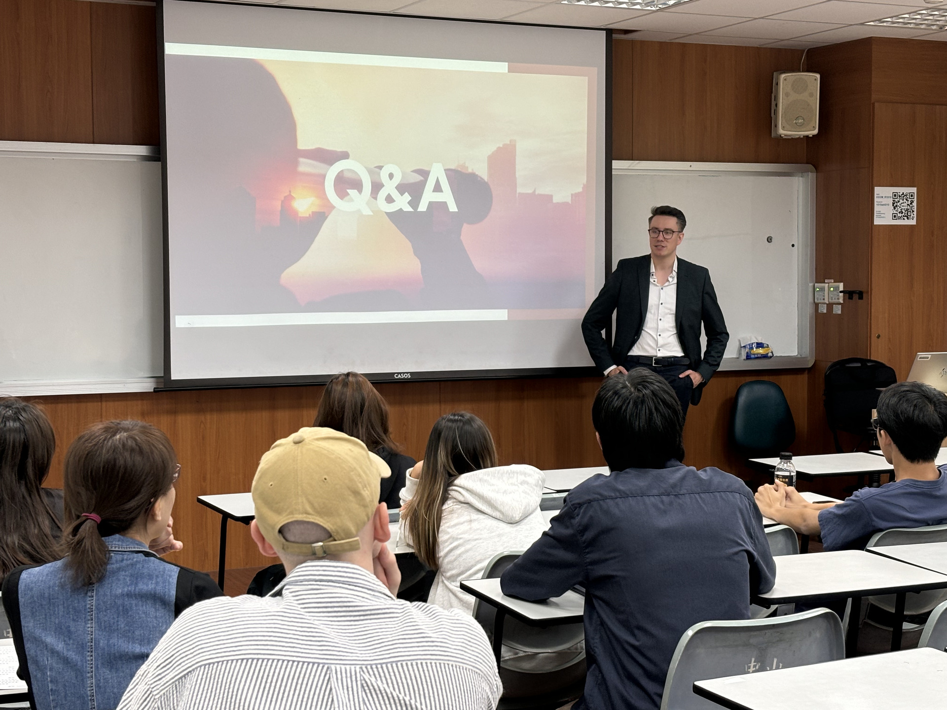J.P. 回答學生問題圖片