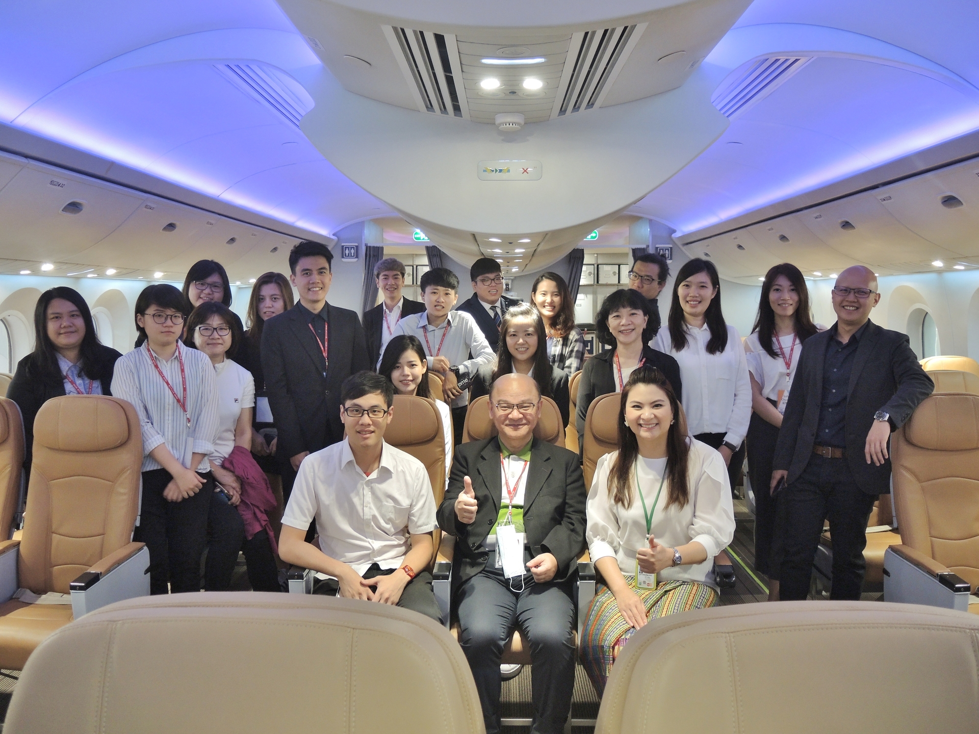參觀正大的航空模擬訓練中心圖片