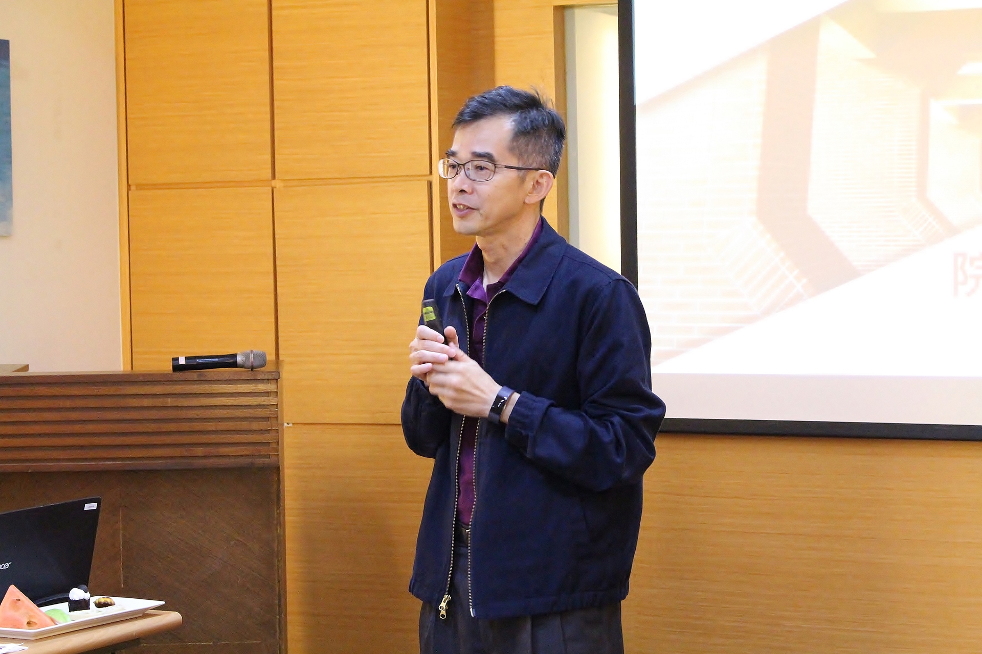 106學年管理學院院務諮詢委員會圖片
