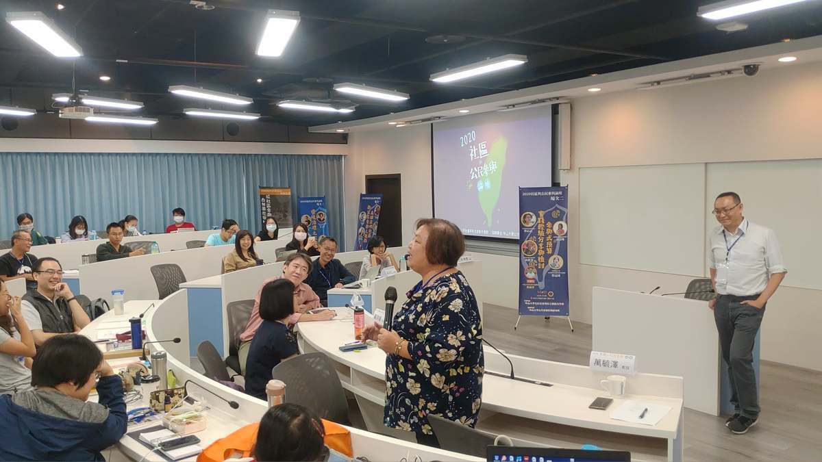 現場互動對談熱烈圖片
