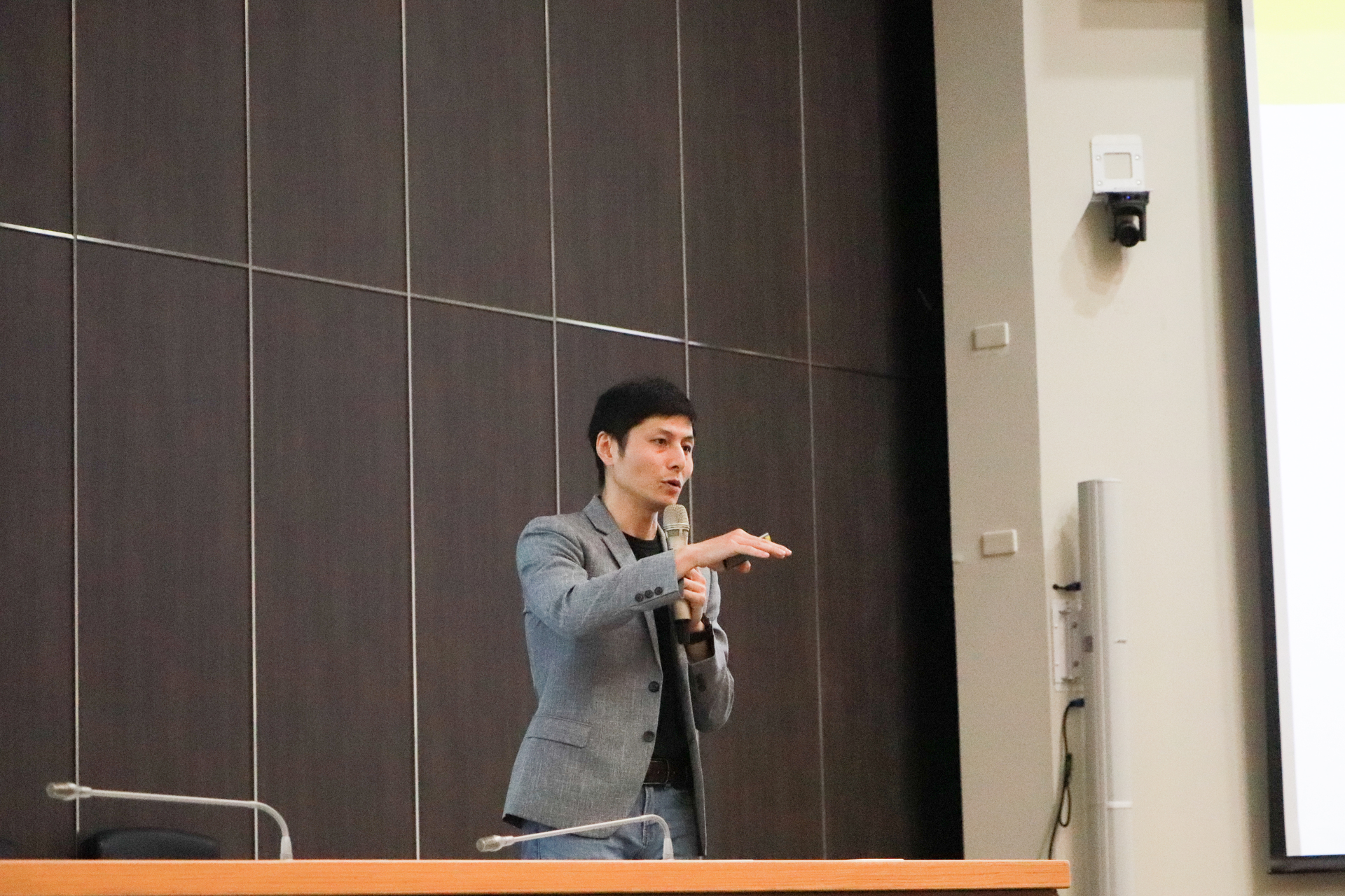 Barson Yeh, Founder and CEO of Tasteme - Food Waste Reduction Platform, shares his entrepreneurial experience.