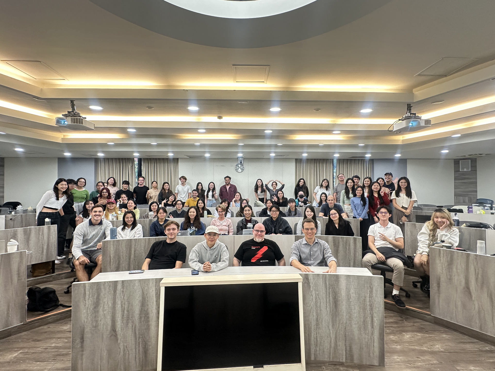 [IBMBA] Sustainable Leadership Forum Features Talk on Foreign Entrepreneurial Experience in TaiwanImage