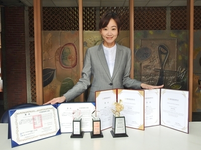 Pei-Chi Chen of Department of Business Management, NSYSU won four awards in the TSC Thesis Competition and Fubon Life Thesis Competition