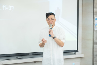 【職涯】台灣角川陳佳聰解析非技術背景人才的機會、陷阱與挑戰圖片