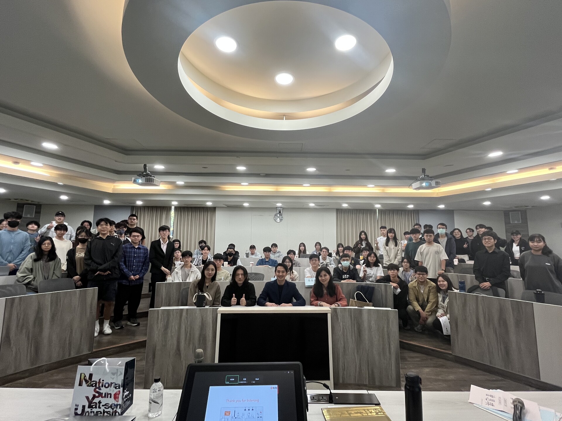 孫和翊執行長蒞臨母校向學弟妹分享創業心路歷程，照片為講座大合照圖片