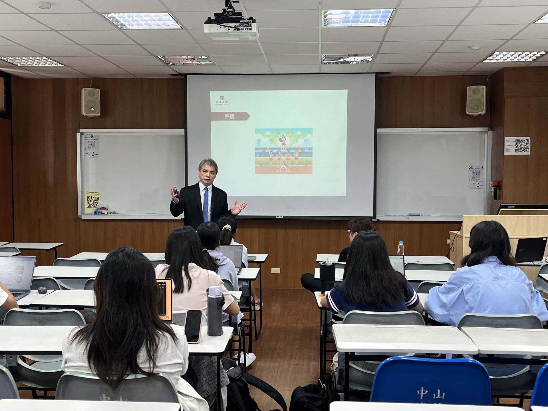 劉子銘總經理分享三十年的餐飲經歷  勉勵年輕世代提升自我視野與能力圖片