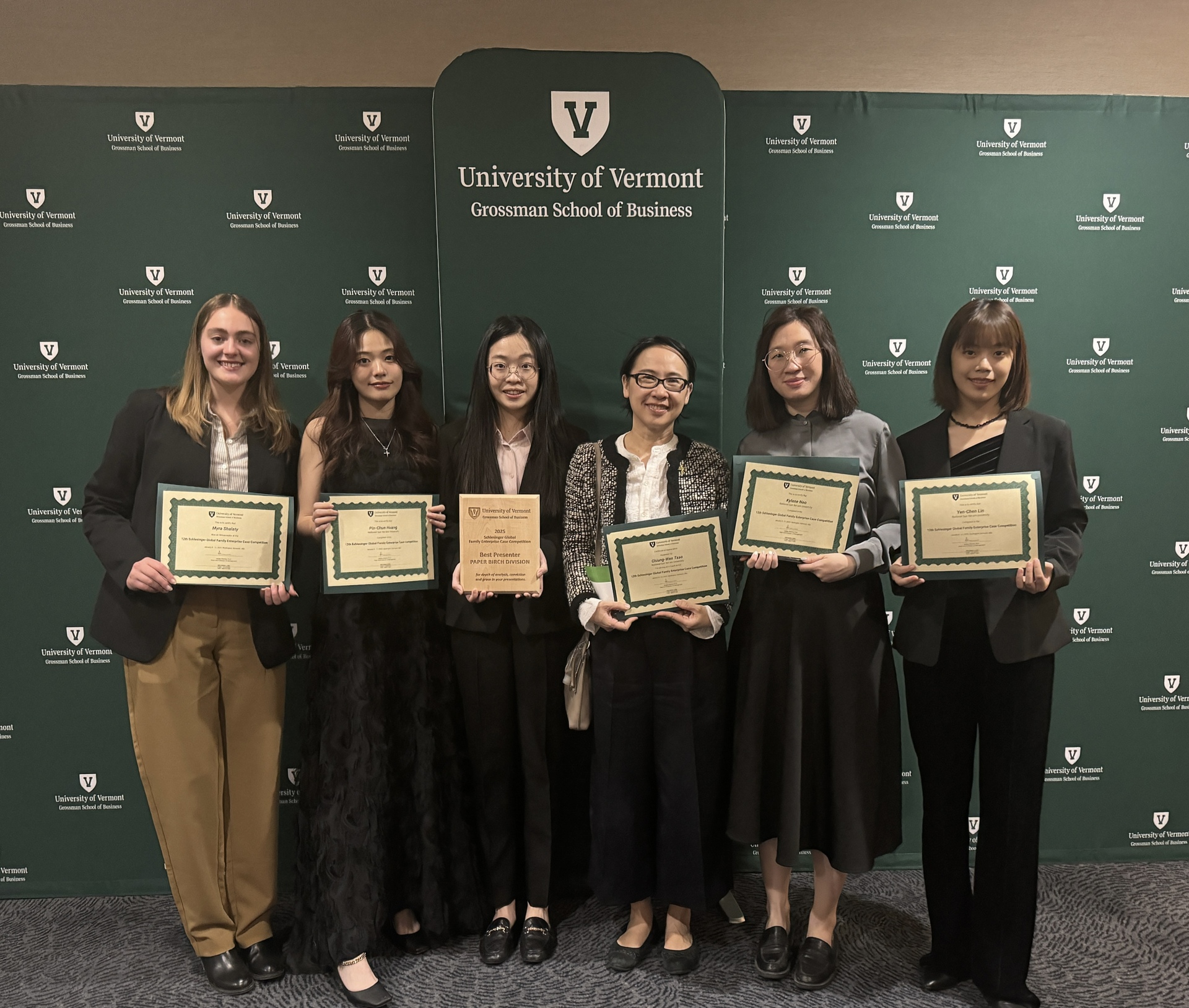 【策略人本中心】中山大學策略與人力資本研究中心推動國際競賽參與，學生展現專業力圖片