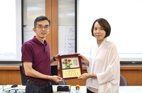 何筱文老師受獎圖片