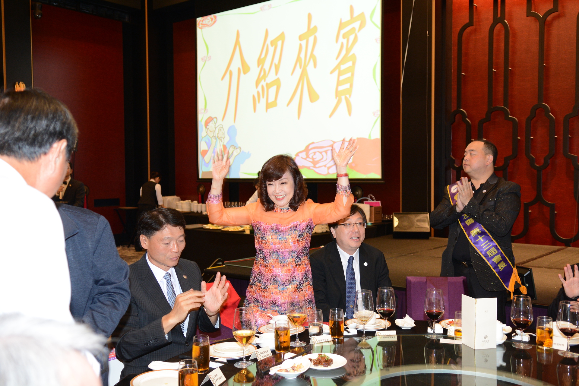雞運亨通迎新春  系所校友齊聚頭圖片
