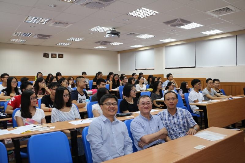 北京師大珠海分校管理學院41位大學部學生自費至本校財管系交換圖片