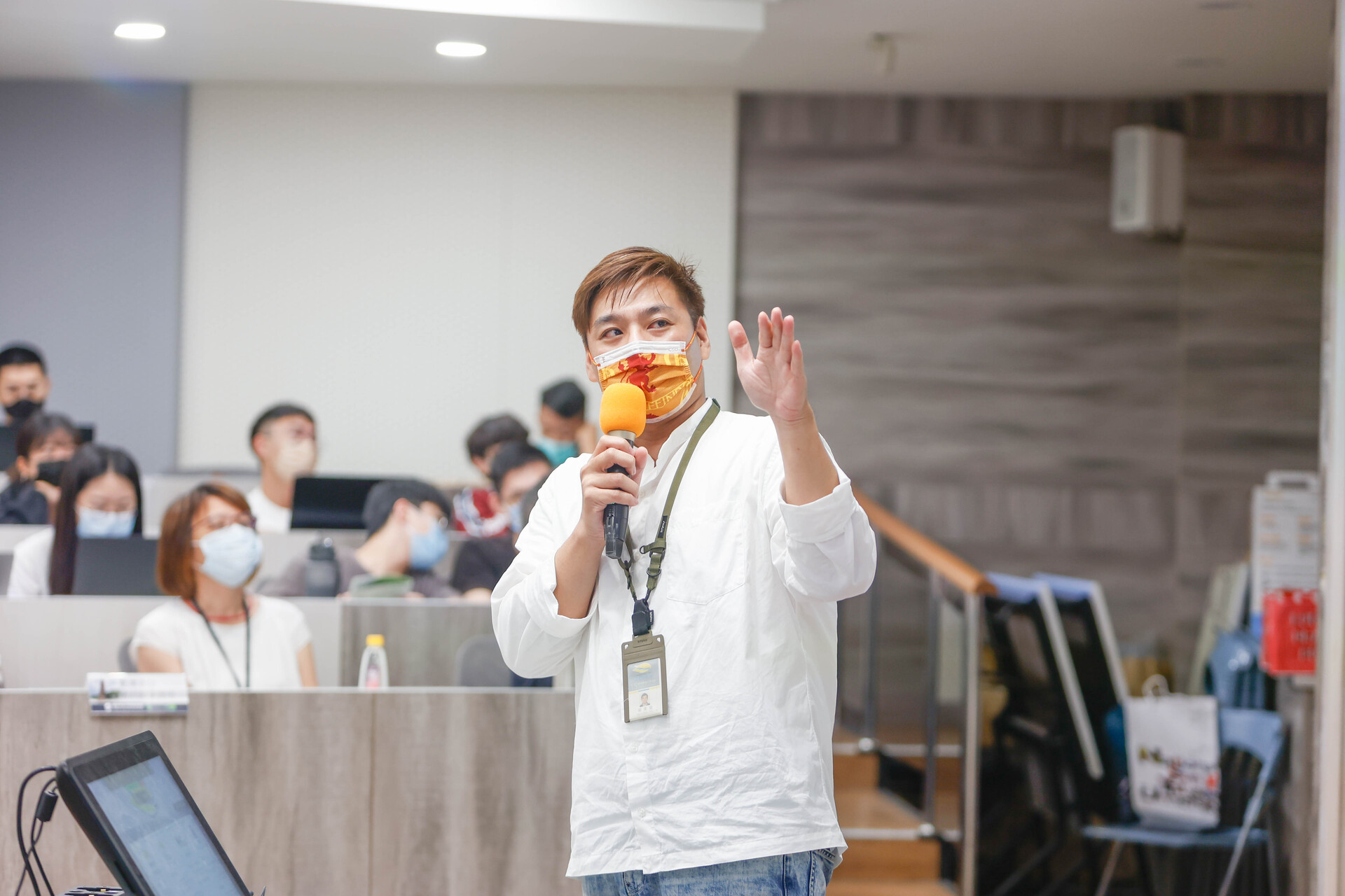 企業簡報圖片