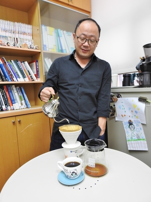 張老師也是手沖咖啡高手圖片