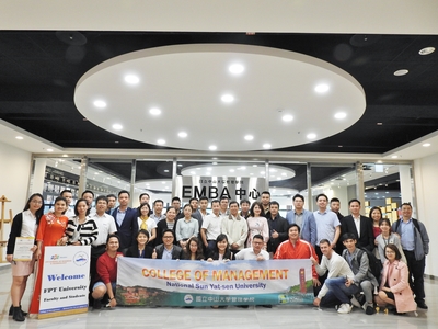 Opening Ceremony Group Picture for the “New Southbound Cross-Sector Leadership Workshop” hosted by the College of Management, NSYSUImage